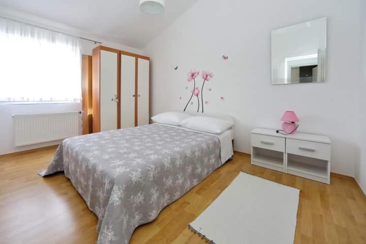 Apartman Sime Bibinje Exterior foto